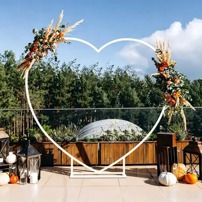 Produktbild von WISFOR Hochzeitsbogen 2.2m Herzform Hintergrundrahmen Metall Ballondekoration Fotokabine DIY Eisen Blumenrahmen Ehe Bogen für Hochzeitsfeier