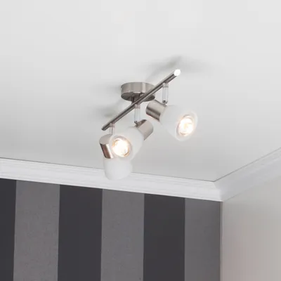 Produktbild von BRILLIANT Spotrohr Luca | zeitloser Deckenstrahler | Metall/Glas | chrom/weiß | schwenkbar | 3x E14 max. 40 W