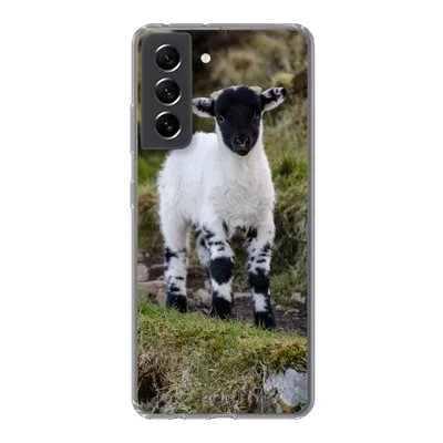 Produktbild von MuchoWow® Handyhülle Schutzhülle Hülle für Samsung Galaxy S21 FE Lamm - Schwarz - Weiß - Tupfen Silikon Softcase Handy Hülle - Mobiltelefonhülle