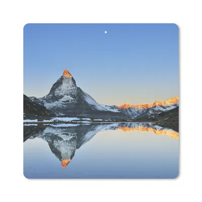 Produktbild von MuchoWow® Mauspad Mousepad Matterhorn spiegelt sich im Riffelsee bei Sonnenaufgang in der Schweiz 20x20 cm - Mousepads - Maus Mat - Pad - Mausunterlage - Desk Mat - Bureauartikeln