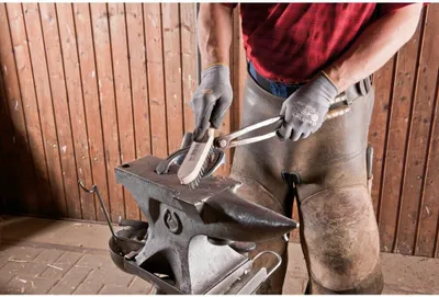 Produktbild von PFERD TOOLS Handbürste HBU 1reihig Stahl-Draht-Ø 0,35 mm universell einsetzbar