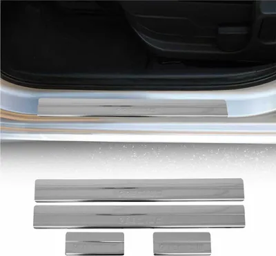 Imagen del producto de Barra de umbral OMAC. Barras de umbral, referencia 2613091P, para la parte delantera y trasera del FORD MONDEO IV Turnier (BA7). Dimensiones: 570 mm, 90 mm, 30 mm. Acero inoxidable
