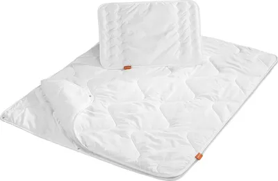 Produktbild von sleepling Baby Babybetten Set, 4-Jahreszeitenbettdecke, Bettdecke 100 x 135 cm und Flachkissen, Kopfkissen 40 x 60 cm,  EU