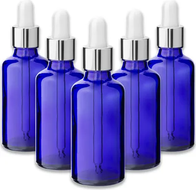 Produktbild von 5x Blaue Glasflasche 50 ml mit silberner Aluminium-Pipette Nachfüllbar