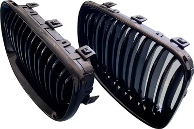 Produktbild von Kühlergrill Sportgrill mit DOPPELRIPPE in Schwarz Glanz Sport Ausführung für BMW