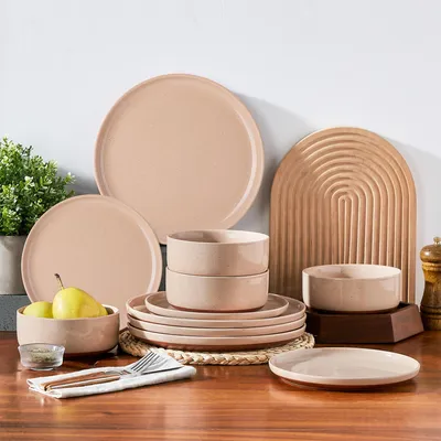 Produktbild von Tafelservice aus Steingut, 24-teiliges Kombiservice, Geschirrset für 8 Personen, Speiseteller, Dessertteller und Schalen, Pink
