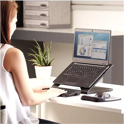 Zdjęcie produktu dla Fellowes Designer Suites, Podstawka na notebooka, Czarny, Plastik, 43,2 cm (17"), 11,3 kg, FIRA International, EN ISO 9241-5
