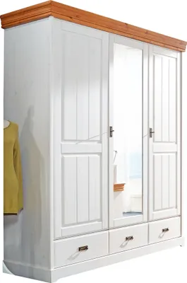 Kleiderschrank geschlossen