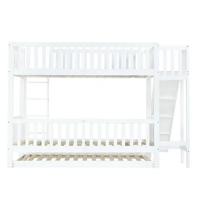 Produktbild von Merax Etagenbett 90x200cm mit Ausziehbett, Kinderbett mit Rutsche und Regale, Stockbett mit Leiter und Rausfallschutz, Massivholzbett Jugendbett, Weiß