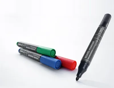 Produktbild von SIGEL BA010 Board-Marker - trocken und feucht abwischbar - schwarz, blau, rot, grün - Rundspitze 2-3 mm - 4 Stück - für weiße Glas-Magnettafeln, Whiteboards und Flipcharts