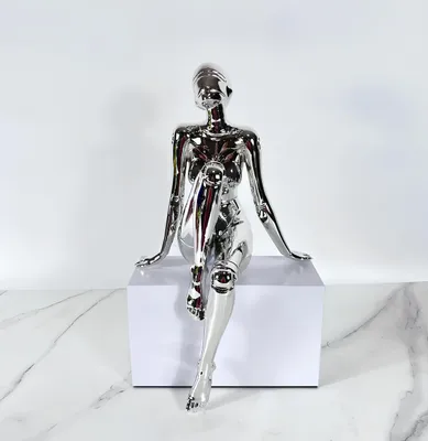 Zdjęcie produktu dla Duża statuetka Genoid Cyberpunk autorstwa Hajime Sorayama
