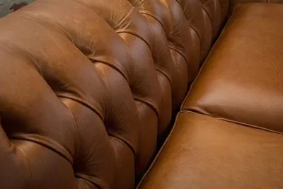Immagine prodotto di Divano classico Chesterfield in pelle Divano a 3 posti Seduta Divani Divani Tappezzeria Nuovo