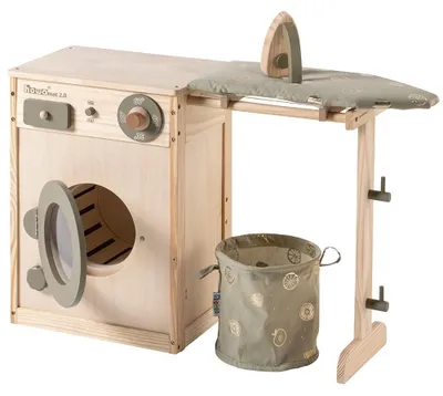 Image de Machine à laver en bois avec planche à repasser et panier à linge