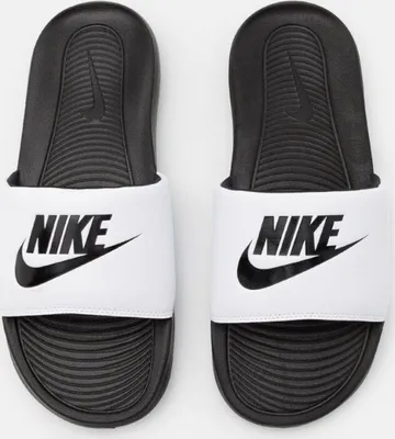 Zdjęcie produktu dla Nike VICTORI ONE SLIDE SCHWARZ 9