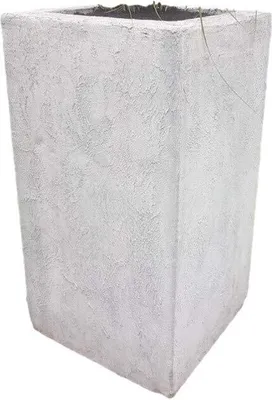 Productafbeelding van Amforen van gietsteen, hoekig, vorstbestendig, weerbestendig en nieuw. Hoogte 75 cm, breedte 40 cm, diepte 40 cm, gewicht ongeveer 150 kg, artikelnummer PO-1817