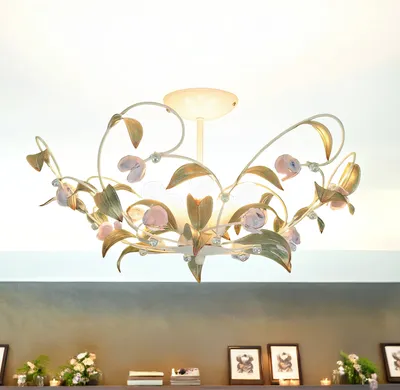 Produktbild von Verspielte Deckenleuchte in Weiß Rosa Floraler Stil 5x E14 bis zu 60 Watt 230V aus Metall & Glas Küche Esszimmer Lampe Leuchten innen