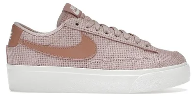 Produktbild von Nike Blazer Low Platform Pink Oxford Summit White Pink Oxford Rose Whisper (Women's) - EU 38.5