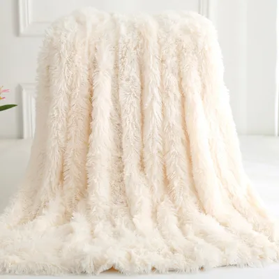 Obrázok produktu pre Plyšová deka Fluffy, super mäkká, plyšová, hrubá, dlhá chlpatá deka, teplá útulná obojstranná huňatá deka na pohovku a posteľ 160*130 cm