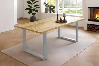 Produktbild von Esstisch Baumkante massiv Akazie eichefarben 140 x 80 silber NIAH