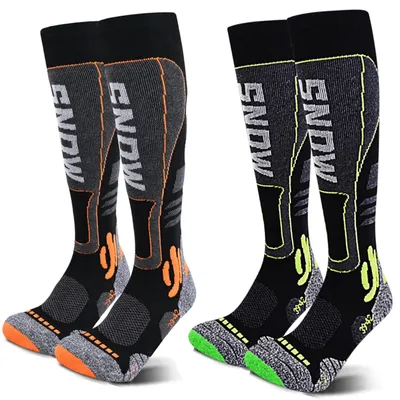 Imagen del producto de Calcetines de lana merino para climas fríos, que llegan hasta la rodilla