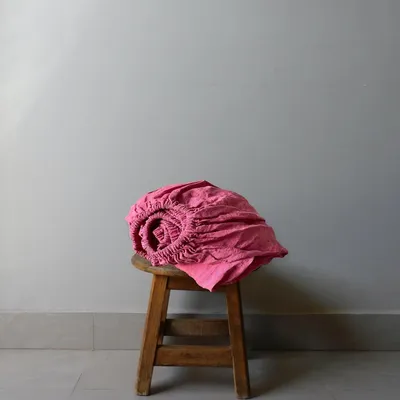 Imagen del producto de Sábanas de 100% lino, prelavadas a piedra (160 x 200 + 30 cm, color mora)