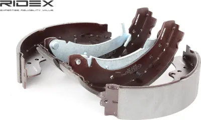 Produktbild von RIDEX Bremsbackensatz Trommelbremse Hinten für FIAT DUCATO Pritsche/Fahrgestell (230) 70B0022