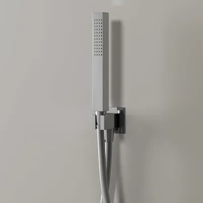 Imagen del producto de Conjunto de ducha Kronenbach modelo 2, con ducha de mano con cabezal cuadrado y conexión de pared