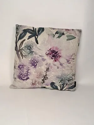 Produktbild von Madison sierkussen 45x45cm Blumen Lila
