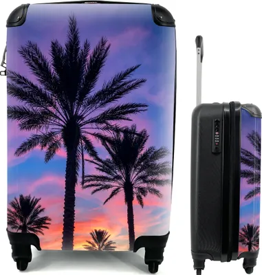Produktbild von MuchoWow® Koffer Handgepäck Trolley Rollkoffer Kleine Reisekoffer mit 4 Rollen - Palmen und ein Sonnenuntergang - Cabin Size < 55x40x23 cm & 55x40x20 cm - Fotokoffer - Kabinenkoffer - Boardgepäck - Reise-Box - Reisekoffer - Reisegepäck - Koffer mit Bild - Trolley für Kinder