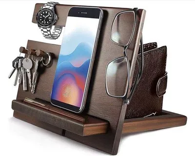 Immagine prodotto di Regalo da uomo: cassetto organizer in legno con orologio e portachiavi
