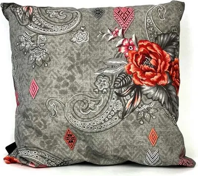 Produktbild von Madison Sierkussen 50x50 cm Rowena rot
