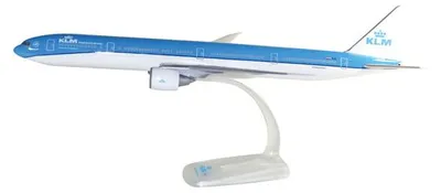 Produktbild von Herpa Snap Wings 1:200 Boeing 777-300ER KLM Kaziranga National Park 610872
