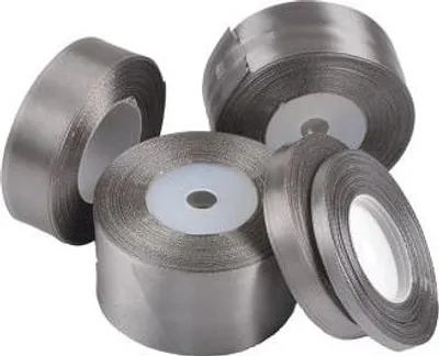 Image de Ruban satiné pour emballer des cadeaux Ruban décoratif argenté 38 mm 32 m
