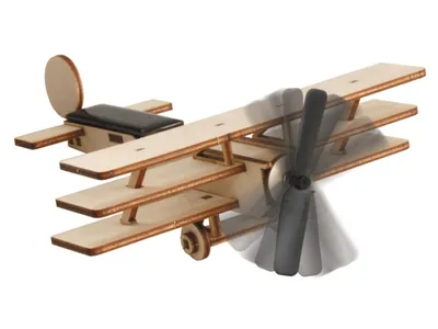 Produktbild von Solar-Modellbausatz Dreidecker Holz, 18 cm Länge, 14 cm Spannweite
