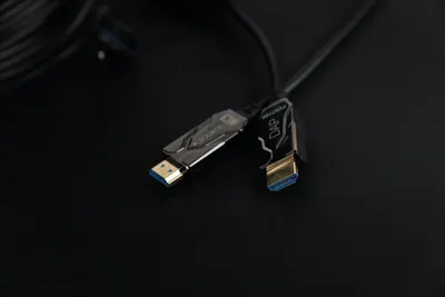 Image de DAP Armoured HDMI 2.1 AOC 8K Fibre Cable 100 m - blindé - doré