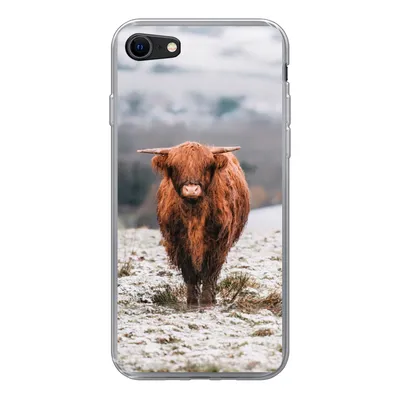 Produktbild von MuchoWow® Handyhülle Schutzhülle Hülle für iPhone SE 2020 Schottischer Highlander - Schnee - Berg Silikon Softcase Handy Hülle - Kartenbesitzer