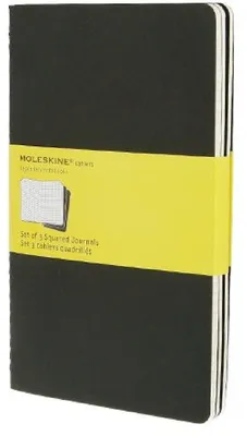 Productafbeelding van Moleskine Cahier, groot formaat. Geruit. Zwarte omslag. Set van 3