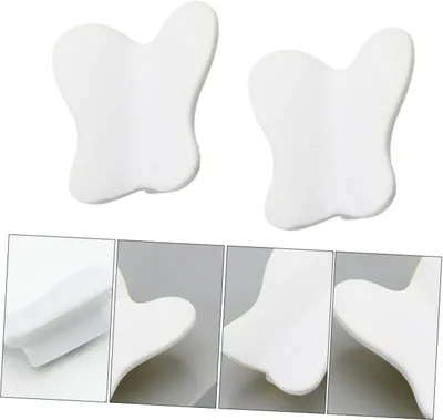 Imagen del producto de Conjunto de accesorios para baño en blanco, que incluye vaso y soporte