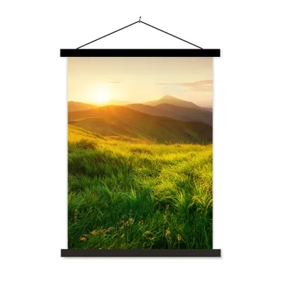 Produktbild von MuchoWow® Textilposter Gras - Hügel - Sonne - Natur - Landschaft 90x120 cm mit schwarzem Rahmen - Dekoration