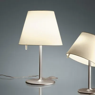 Produktbild von Artemide MELAMPO Tisch Bronze 0315020A