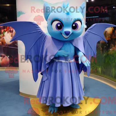 Produktbild von Maskottchencharakter REDBROKOLY einer himmelblauen Fledermaus mit Faltenrock und Armbändern