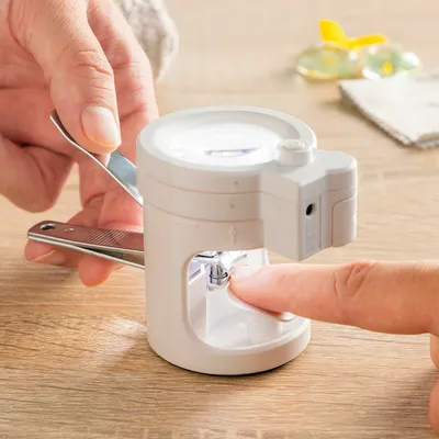 Produktbild von Nagelknipser mit LED-Licht, Lupe und Feile Clail InnovaGoods