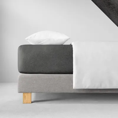 Imagen del producto de Sábana ajustable para cama Estella, 150x200 cm, color pizarra