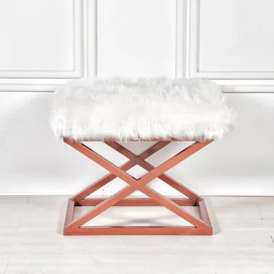 Zdjęcie produktu dla Hanah Home, Capraz Plush - Copper, White, pufa, 100% METAL, miedź, 50 x 40 x 42 cm