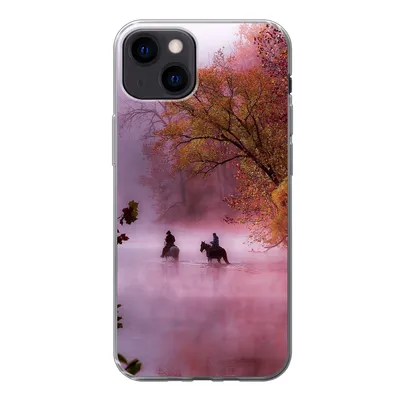 Produktbild von MuchoWow® Handyhülle Schutzhülle Hülle für iPhone 13 Pferde - Nebel - Wald Silikon Softcase Handy Hülle - Karteninhaber