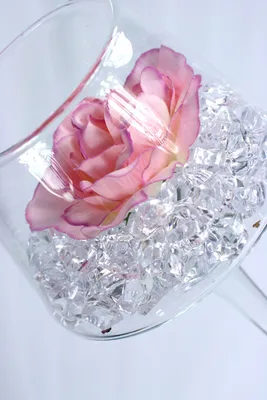 Produktbild von Dekosteine Eiswürfel 2cm Kunststoff 50er Set klar transparent