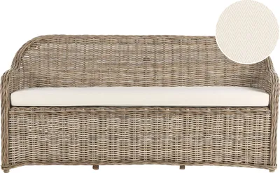 Produktbild von BELIANI Gartenbank Naturfarben Rattan 189 cm mit Armlehnen Auflage Hellbeige Baumwolle Terrasse Balkon Außen Wohnzimmer Gartenmöbel im Retro Stil