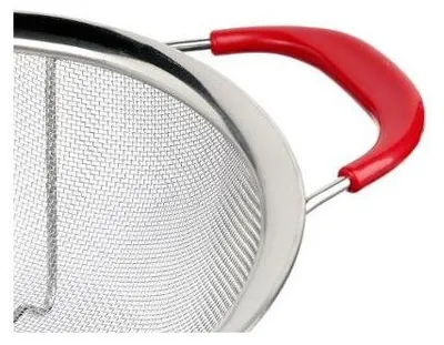 Image de Passoire à maille en inox - L 32,50 cm x H 9 cm x D 22,50 cm - Modèle aléatoire