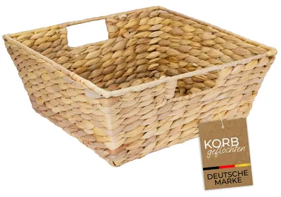 Deko Tablett, Serviertablett geflochten aus Wasserhyazinthe, rechteckig, HMF 37269-30CM, 30x24x12 cm, Image générée par une IA