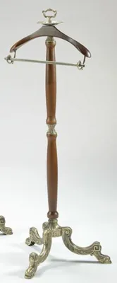 Immagine prodotto di Casa Padrino - Appendiabiti barocco marrone / bronzo 45 x 45 x h. 127 cm - Appendiabiti nobile in ottone - Armadio barocco per hotel